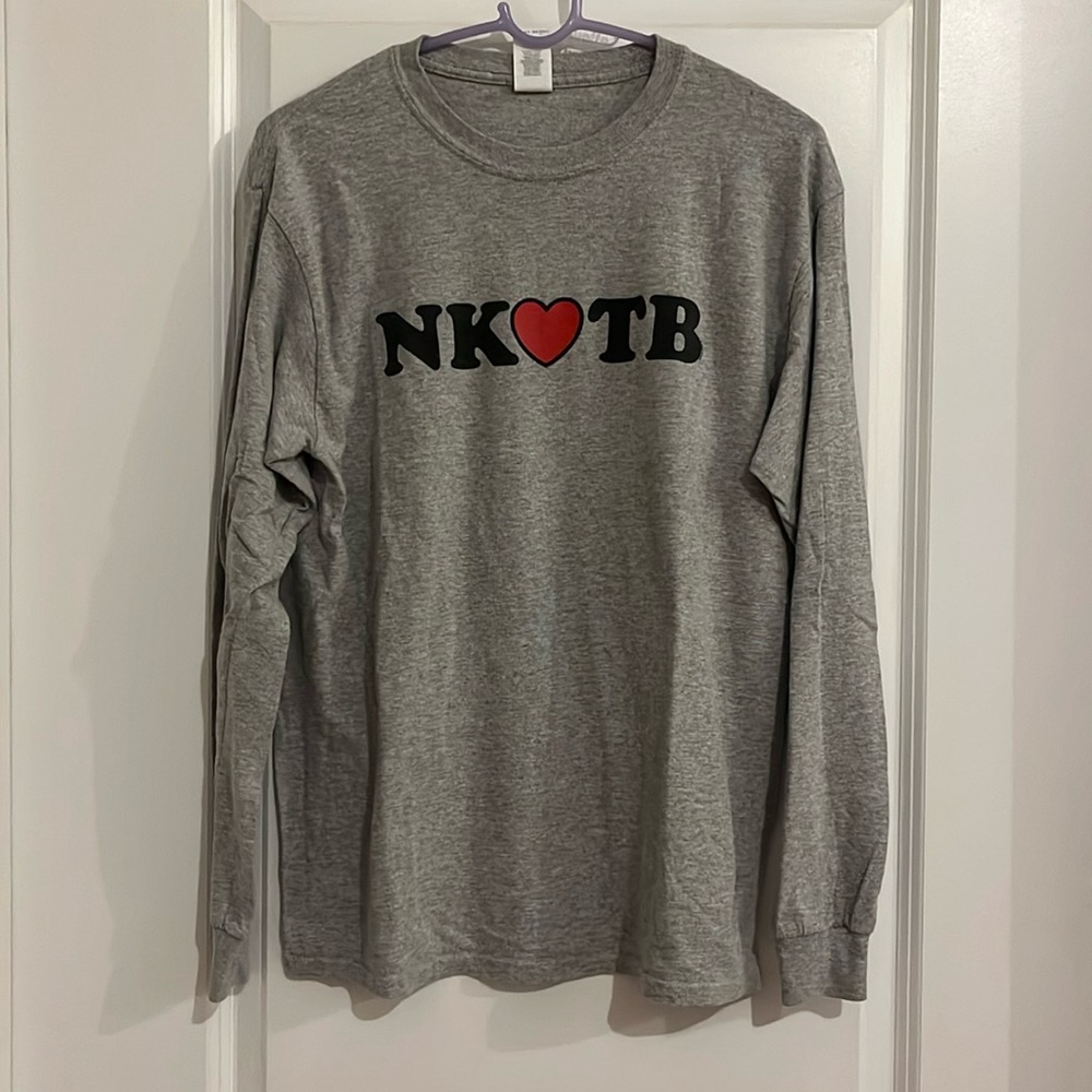 New Kids on the Block. NKOTB - NK❤️TB l/s t-shirt. Medium.